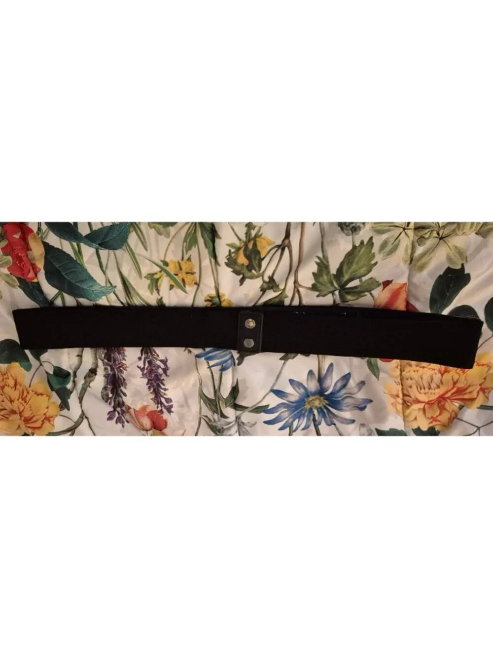 Torrid Black Metal Plate Stretch Belt Size 2 GUC